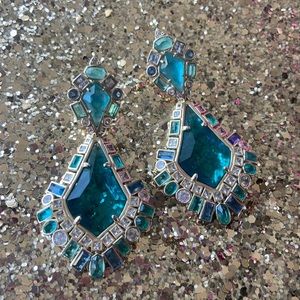 Kendra Scott discontinued earrings